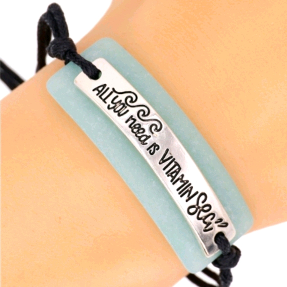 CHUNKY SEA GLASS FRIENDSHIP TIE BRACELET